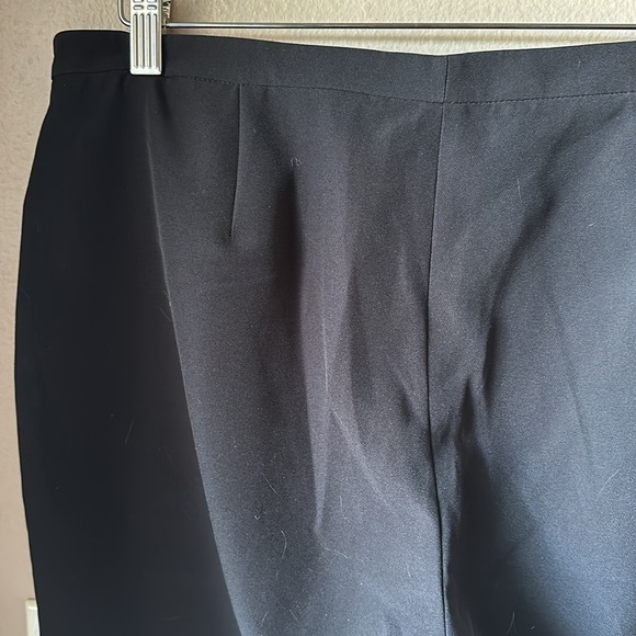 VINCE CAMUTO Black Tapered Trouser Pants - Picture 7 of 7